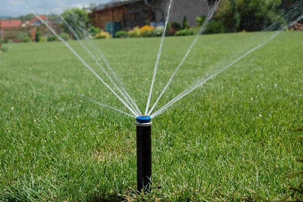 Tryska Hunter MP ROTATOR 820 , dostrek 6,1 - 7,3 m, 90 - 210°