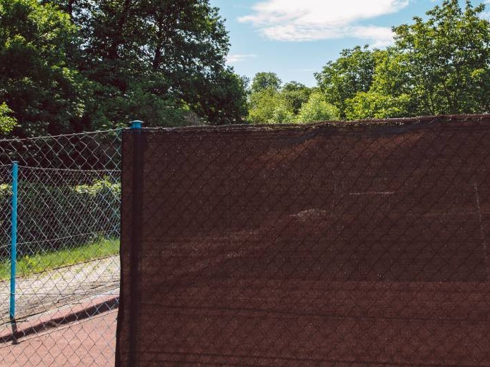 Tieniaca tkanina 150 g/m2, hnedá, výška 1,6m - metráž