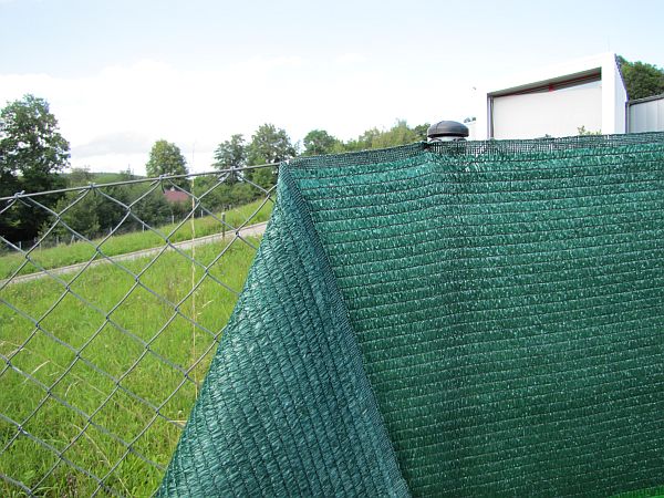 Tieniaca tkanina 200 g/m2, zelená, výška 1,2m - balenie 50m