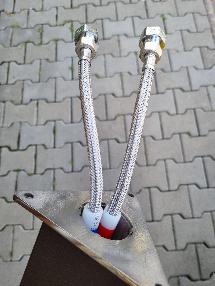 Záhradná sprcha TRIA - olivovo zelená