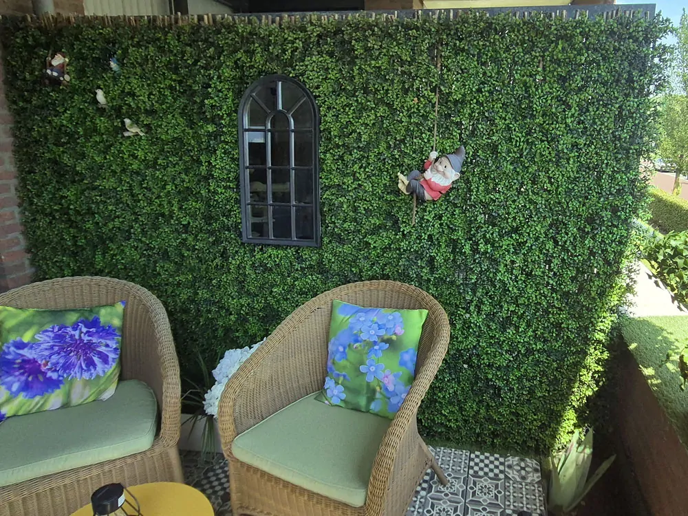 Buxus long green, dielec 50 x 50 cm